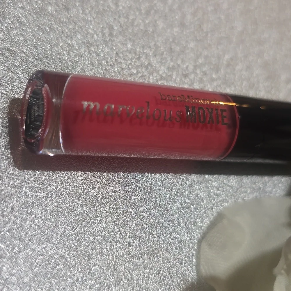❇️🧚‍♀️HOT SHOT BareMinerals MINI DISCONTINUED Lipgloss NWOBOX